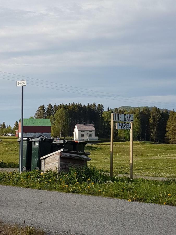 Leite Gard Near Atlantic Road In Hustadvika Lyngstad Extérieur photo