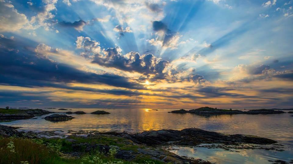 Leite Gard Near Atlantic Road In Hustadvika Lyngstad Extérieur photo